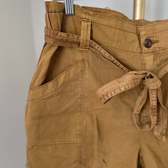 Old Navy Women's Tan Paper bag  Shorts with Belt Large 100% Cotton - Picture 2 of 9